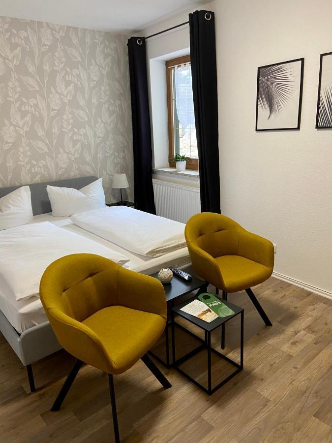 Hotel Garni Zum Rebstock Naumburg  Buitenkant foto