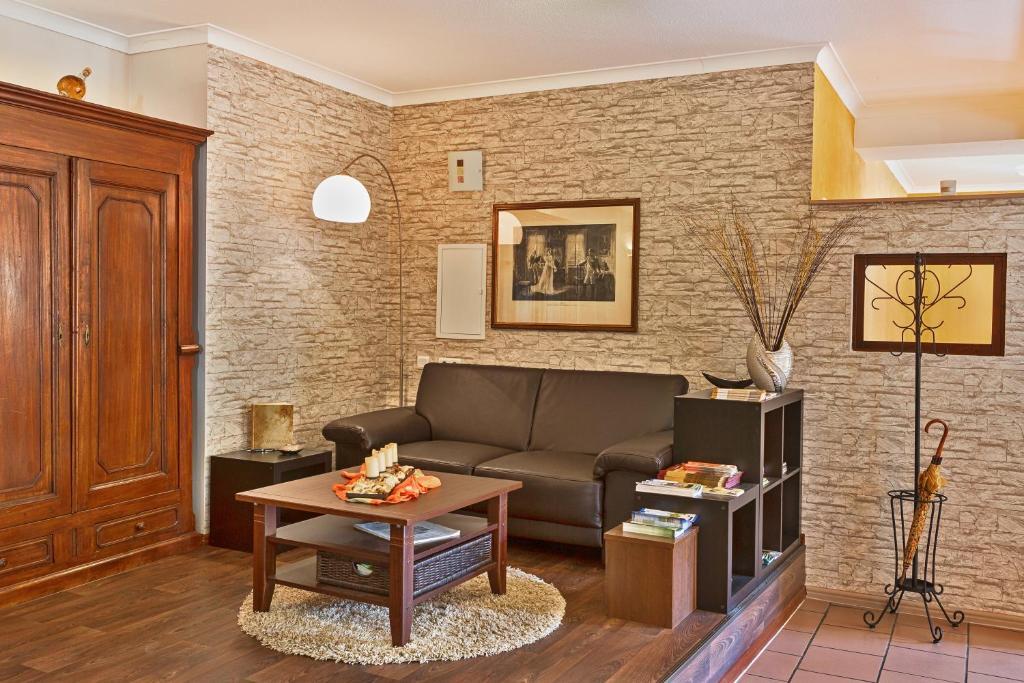 Hotel Garni Zum Rebstock Naumburg  Kamer foto