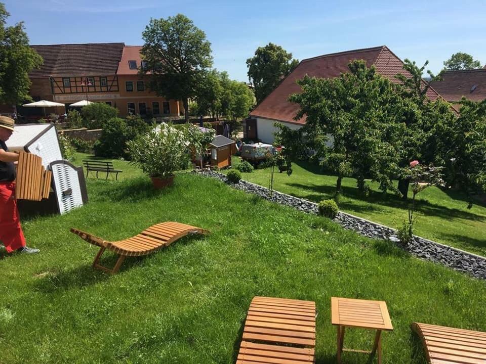 Hotel Garni Zum Rebstock Naumburg  Buitenkant foto